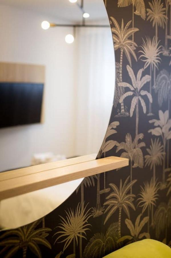 Palms Little Italy Studio With Full Bathroom By Denstays Montreal Exteriér fotografie